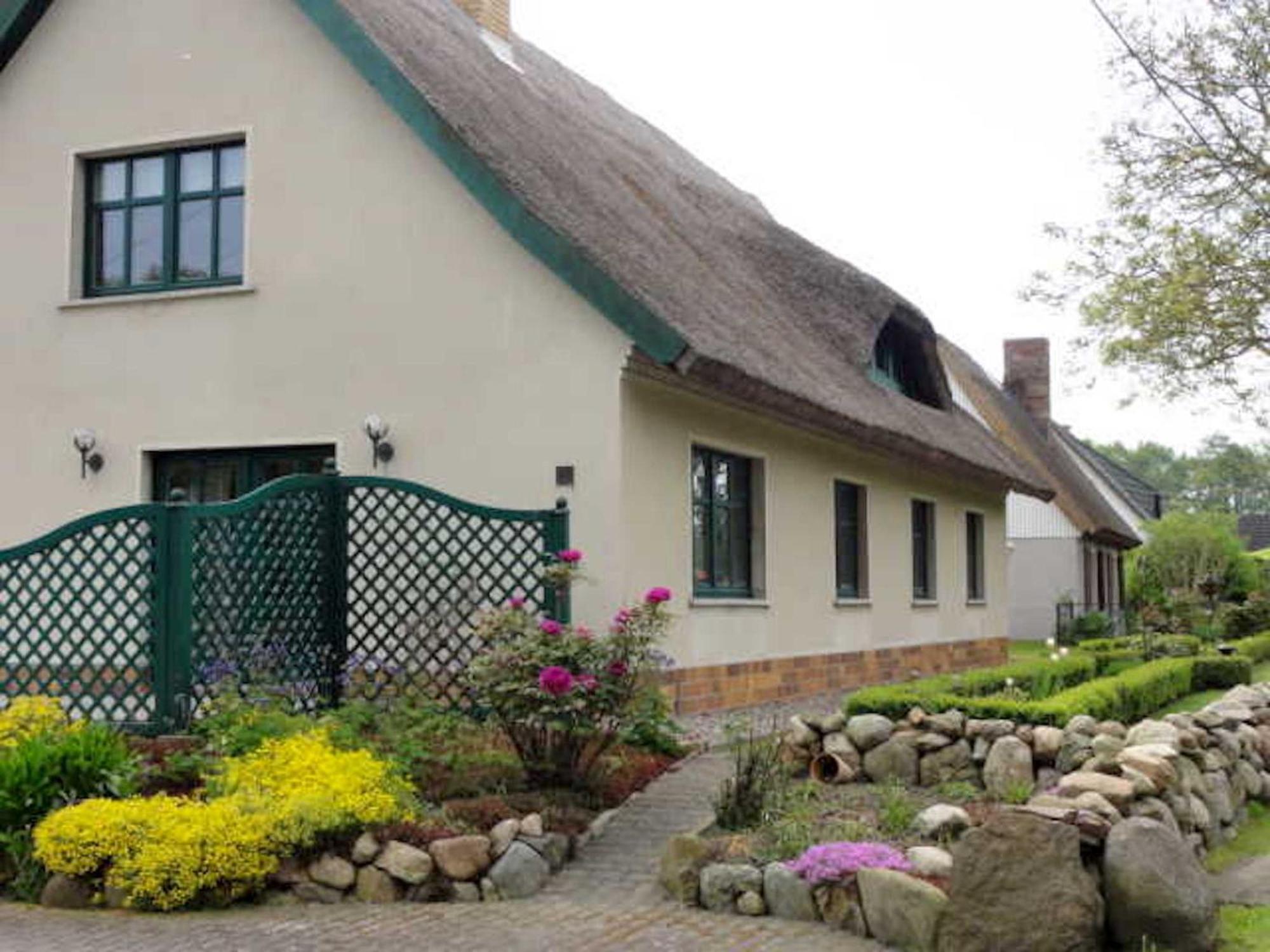Reetdachhaus "Landhaus Ulrich" Lubkow المظهر الخارجي الصورة