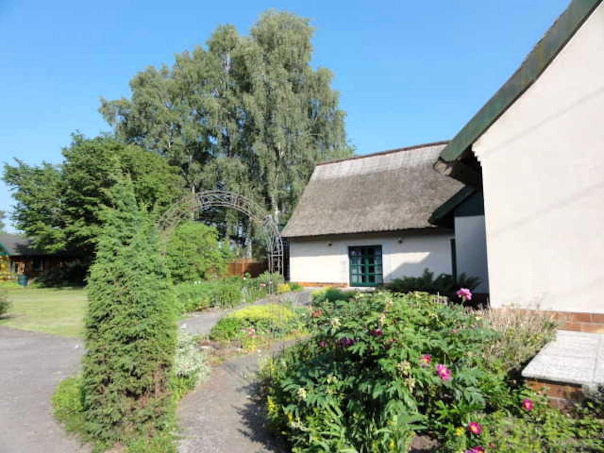 Reetdachhaus "Landhaus Ulrich" Lubkow المظهر الخارجي الصورة